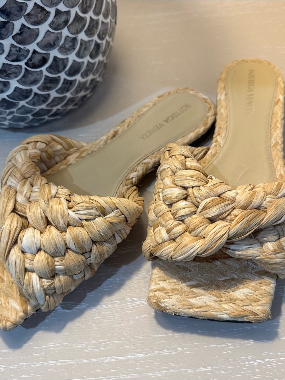 Bottega Veneta Natural Raffia Braided Sandals in Macadamia - Picture 3 of 9